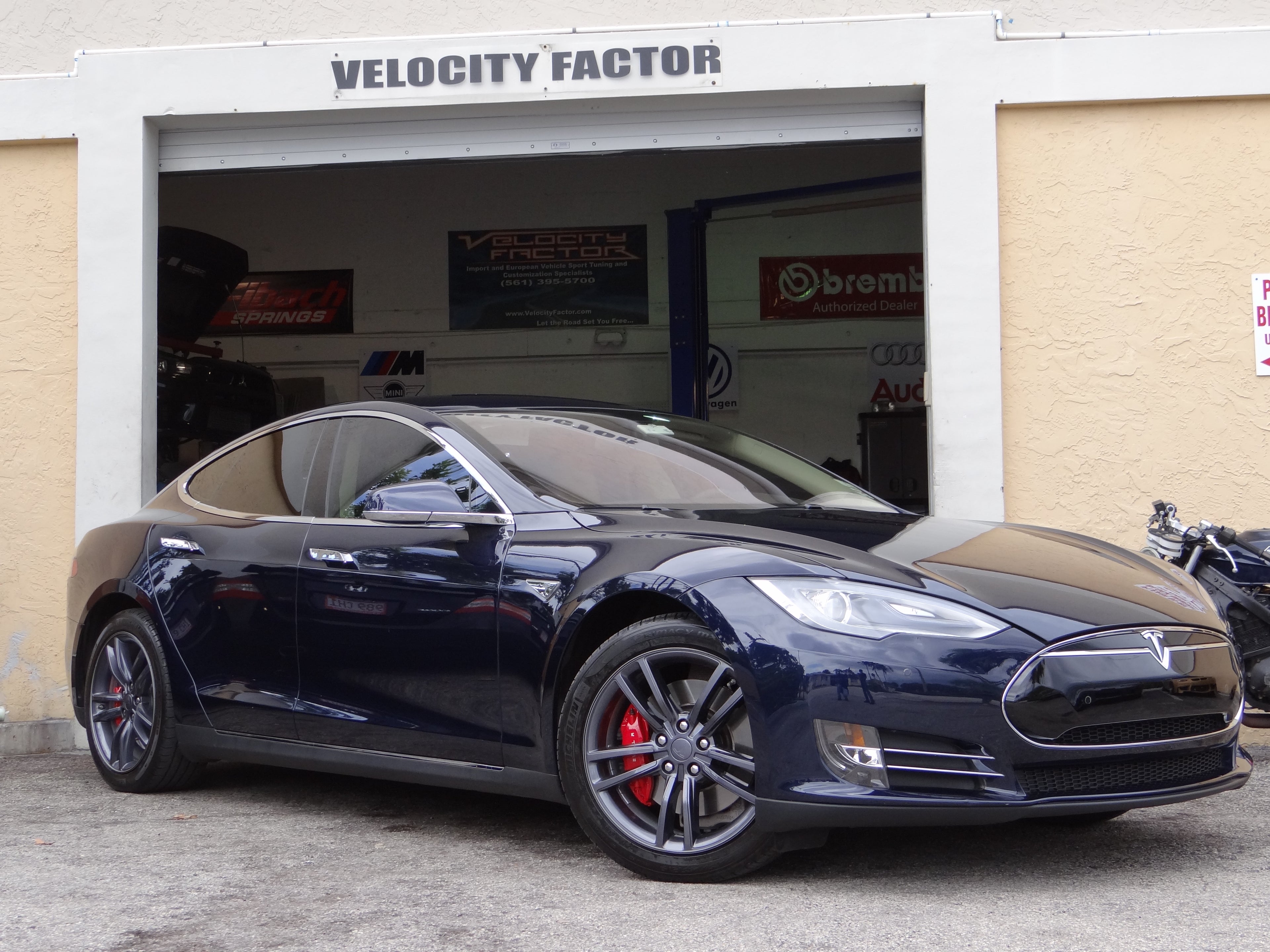 Velocity Factor – 2014 Tesla Model S