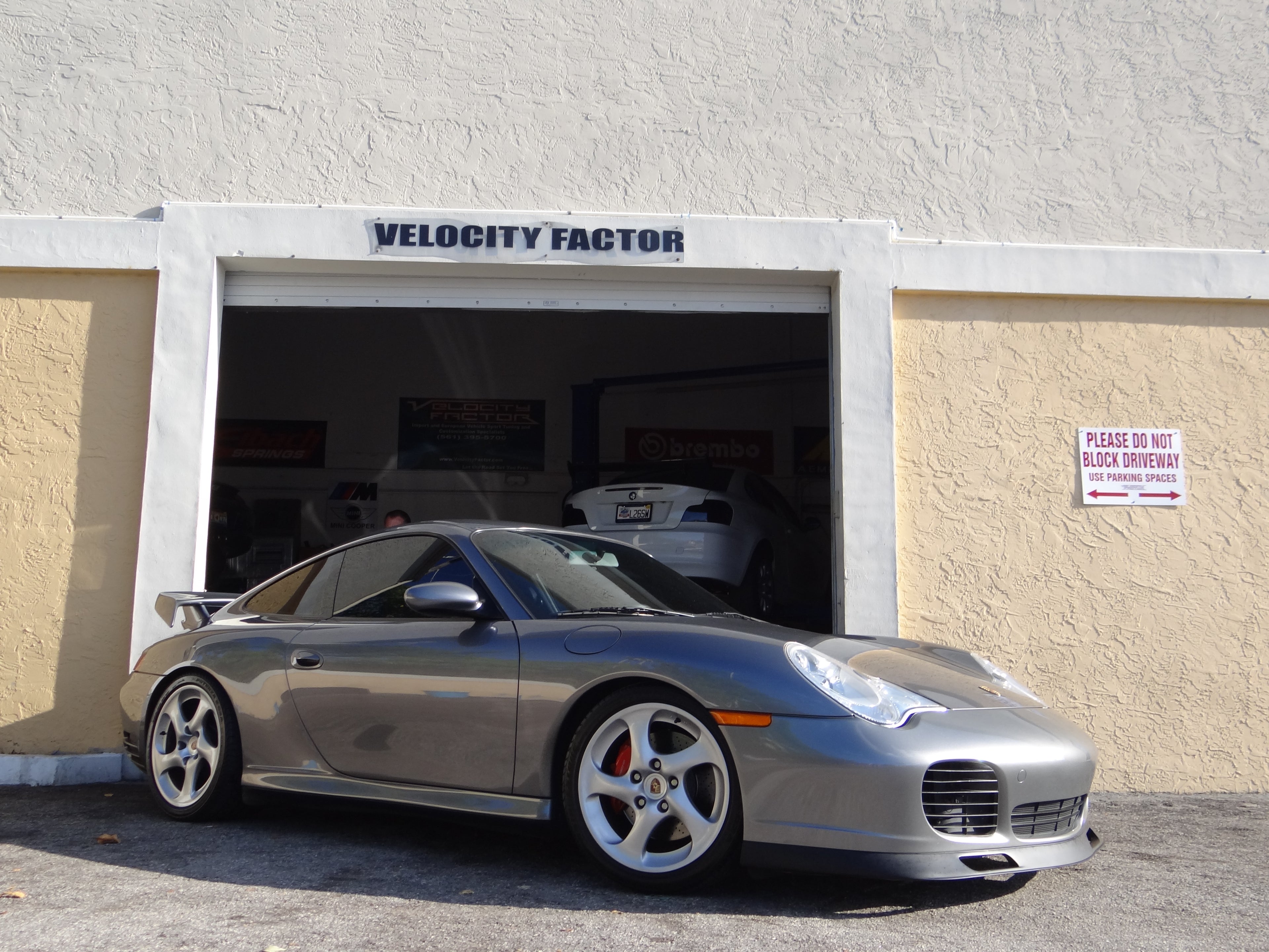 Velocity Factor – 2005 Porsche 996 C4S – H&R Springs & Misha wing (Spoiler)