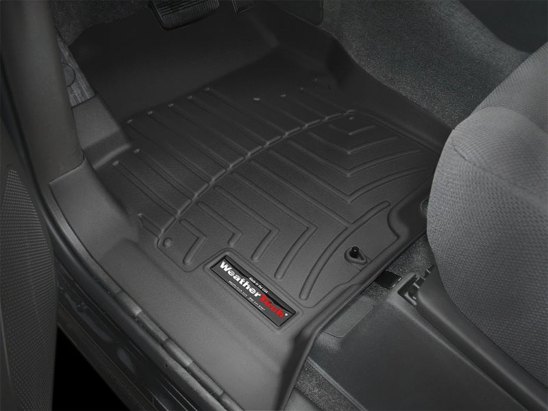 WeatherTech 05+ Nissan Frontier Crew Cab Front FloorLiner - Black