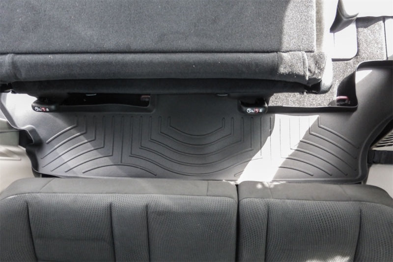 WeatherTech 01-07 Chrysler Town & Country Rear FloorLiner - Black