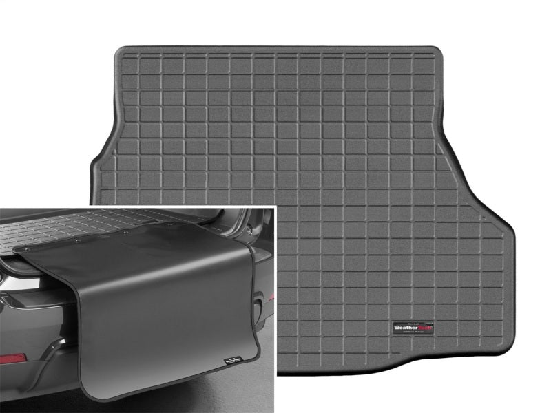 WeatherTech 05-14 Ford Mustang (w/o Shaker Pro Audio) Cargo Liner w/ Bumper Protector - Black