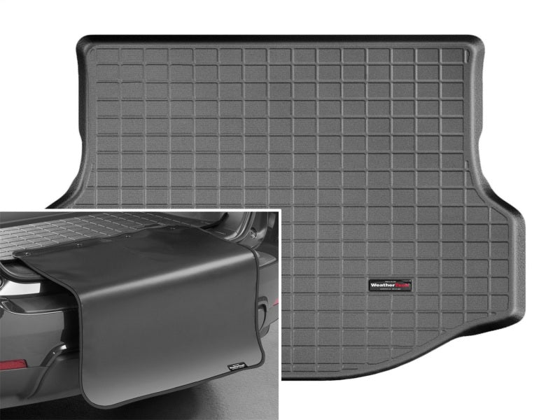 WeatherTech 13+ Toyota Rav4 Cargo Liner w/ Bumper Protector - Black