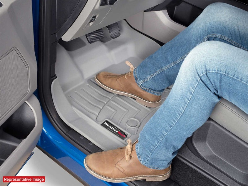 WeatherTech 08-12 Mercedes-Benz SL-Class Front FloorLiner - Black