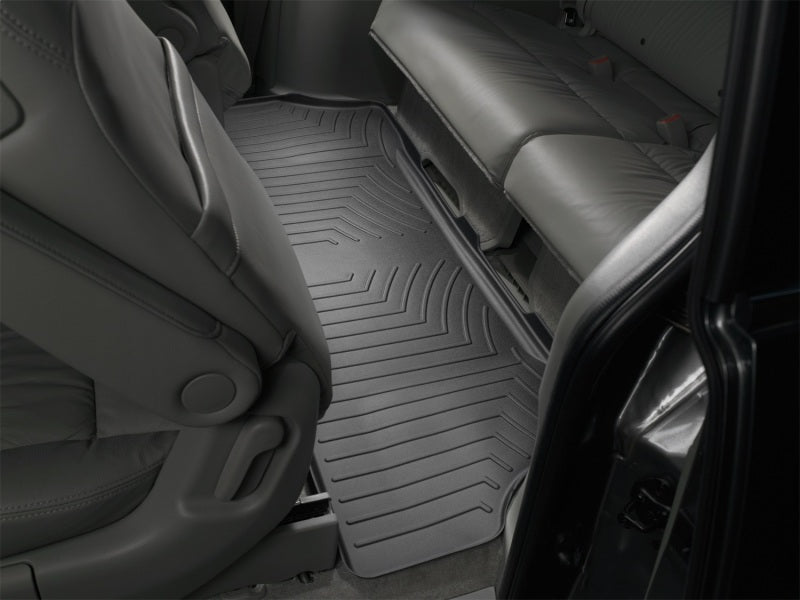 WeatherTech 05-10 Honda Odyssey Rear FloorLiner - Black
