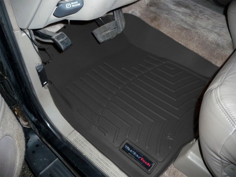 WeatherTech 92-99 Chevrolet Suburban Front FloorLiner - Black